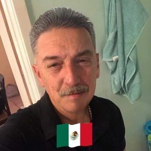 Meet your Posher, Javier